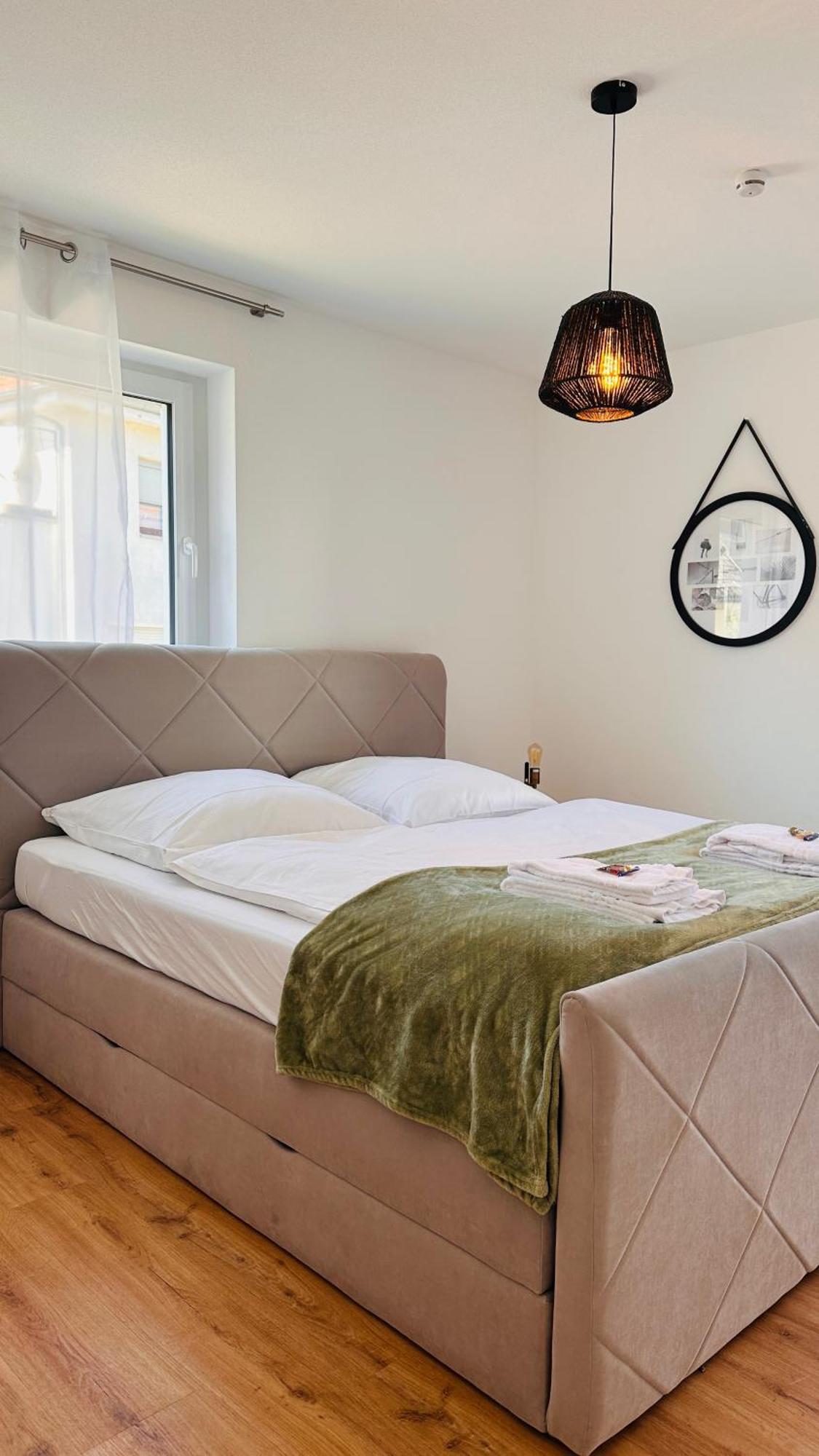 Amao-Pearl I Comfort Suite I 94Qm I Kingsize-Bett I Exklusiv Mit Balkon & Tiefgarage I Aufzug Offenburg Eksteriør billede